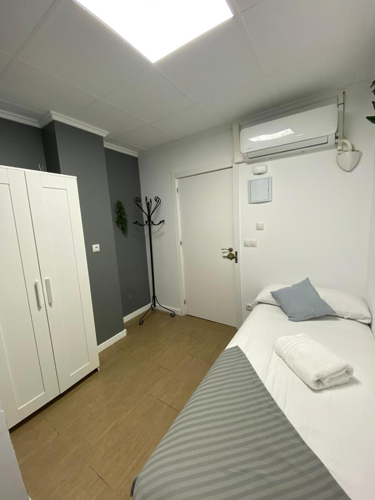 Optimus Comfort Valencia Exterior photo