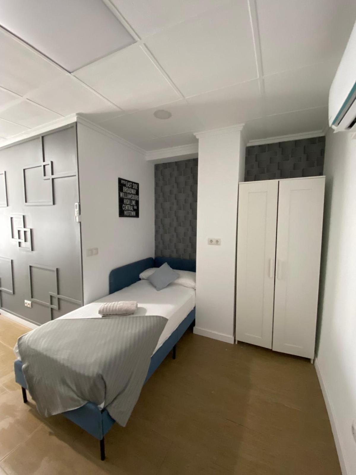 Optimus Comfort Valencia Exterior photo